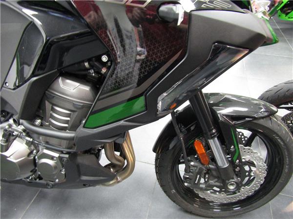 2025 Kawasaki Versys 1000