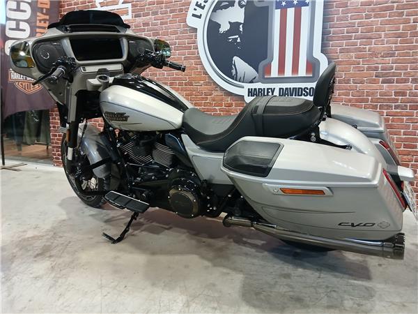 2023 HARLEY-DAVIDSON STREET GLIDE