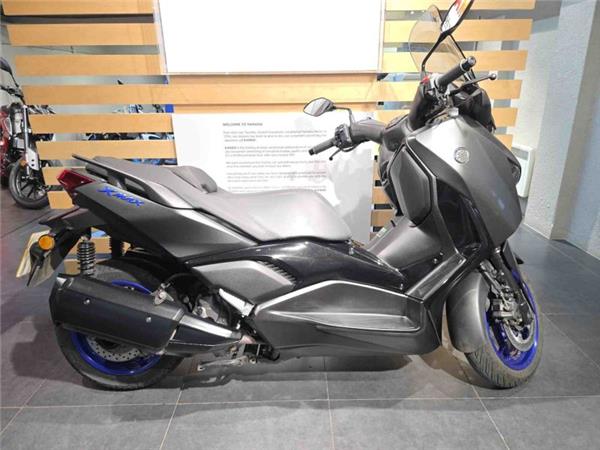 2024 Yamaha X-MAX 300 (CZD 300-A) Black