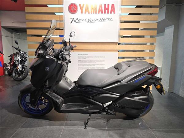 2024 Yamaha X-MAX 300 (CZD 300-A) Black