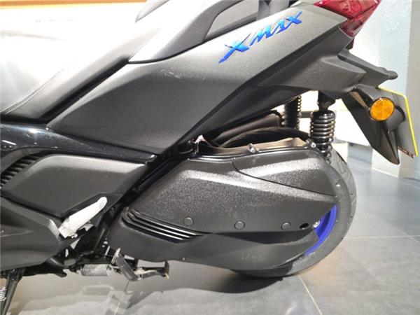 2024 Yamaha X-MAX 300 (CZD 300-A) Black