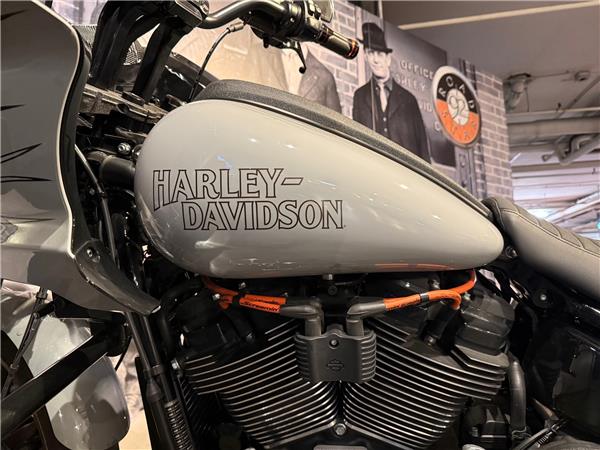 2024 HARLEY-DAVIDSON LOW RIDER