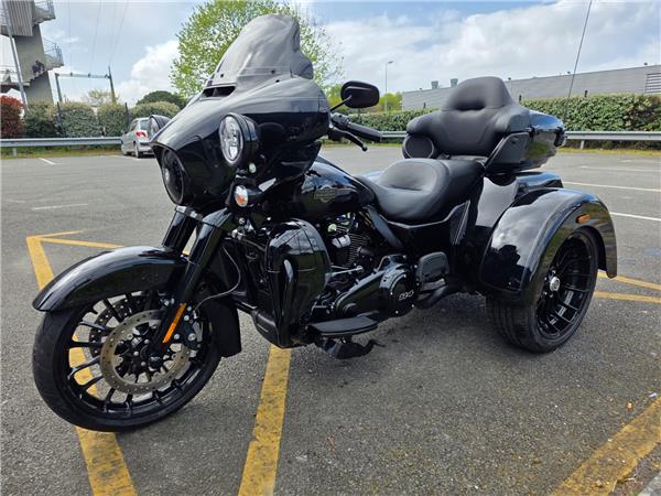 2025 HARLEY-DAVIDSON TRI GLIDE