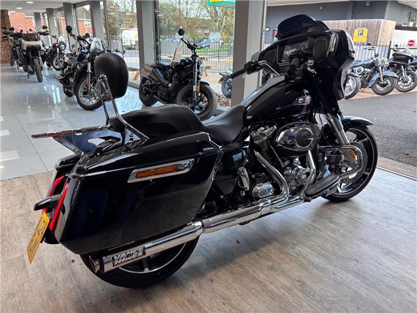 2024 HARLEY-DAVIDSON TOURING FLHX STREET GLIDE