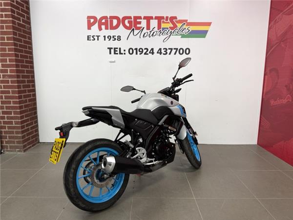 2025 Yamaha MT-125 Grey