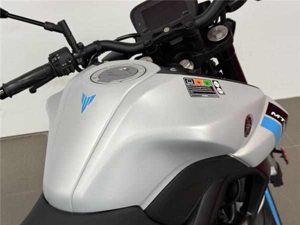 2025 Yamaha MT-125 Grey