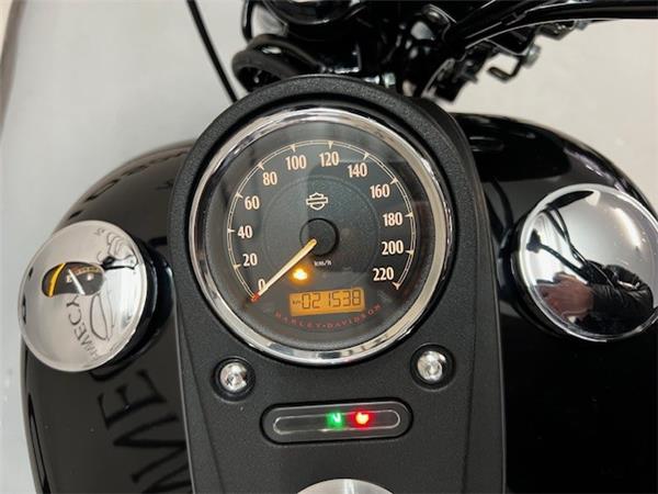 2017 HARLEY-DAVIDSON STREET BOB