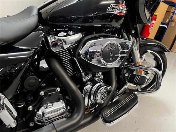 2024 HARLEY-DAVIDSON STREET GLIDE