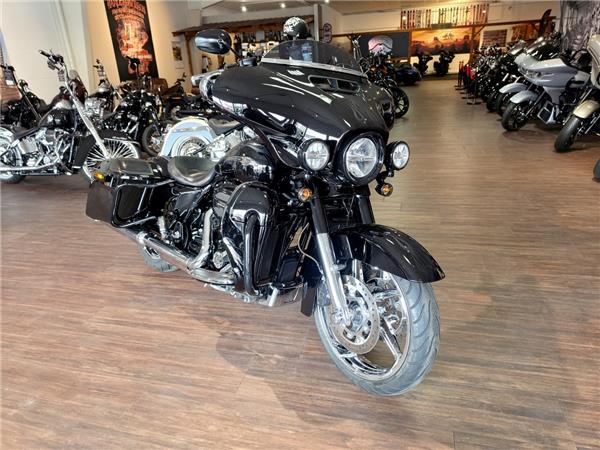 CVO STREET GLIDE 