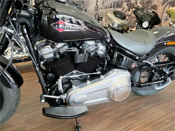 Softail Slim 