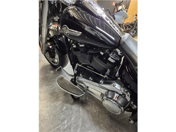 2022 HARLEY-DAVIDSON FAT BOY