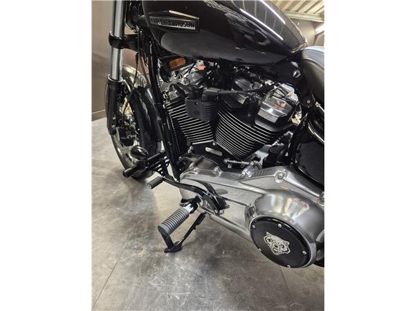 2025 HARLEY-DAVIDSON STREET BOB