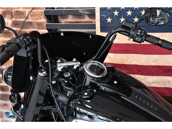 2023 HARLEY-DAVIDSON HERITAGE CLASSIC 114
