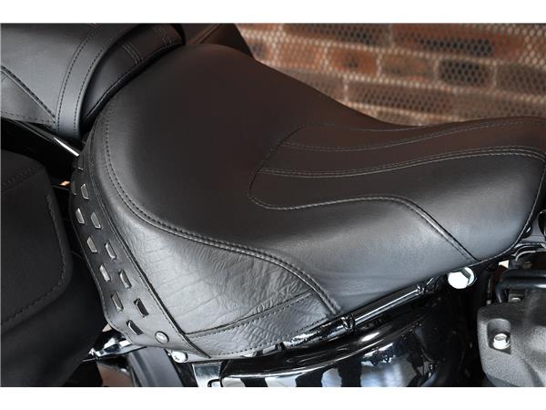 2023 HARLEY-DAVIDSON HERITAGE CLASSIC 114