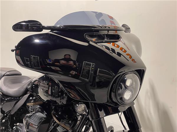 Harley-Davidson Street Glide ST