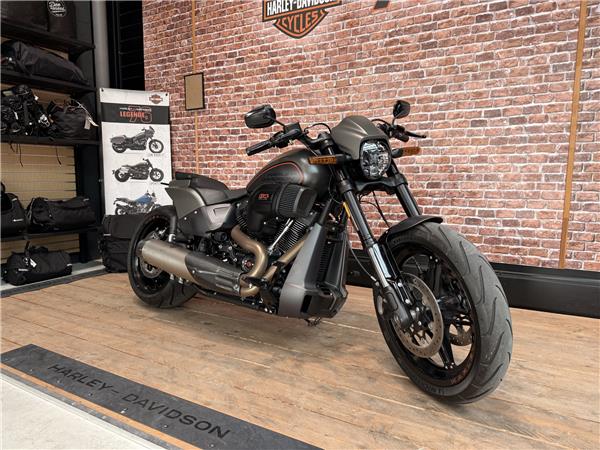 2019 HARLEY-DAVIDSON FXDR