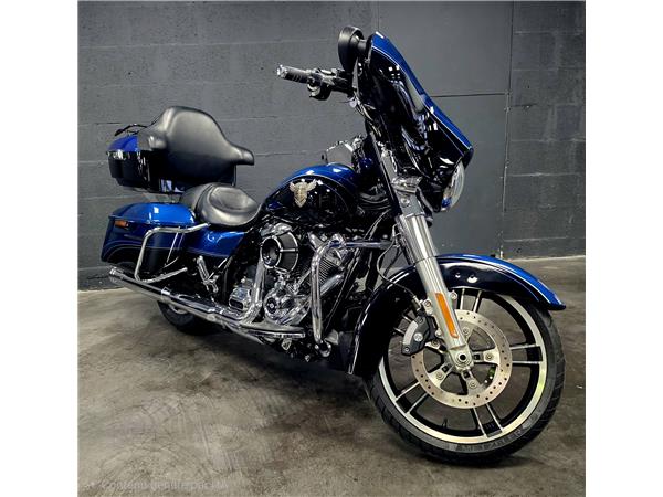 2017 HARLEY-DAVIDSON STREET GLIDE