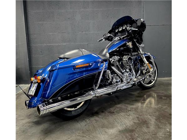 2017 HARLEY-DAVIDSON STREET GLIDE