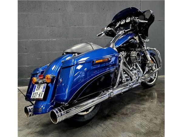 2017 HARLEY-DAVIDSON STREET GLIDE
