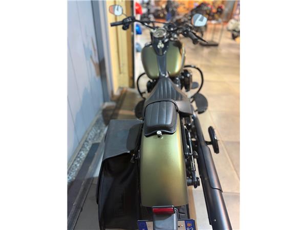 2016 HARLEY-DAVIDSON SLIM