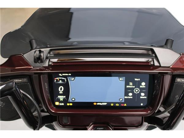 2024 Harley-Davidson CVO Street Glide