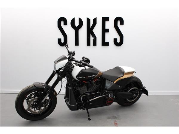 2019 Harley-Davidson FXDR 114