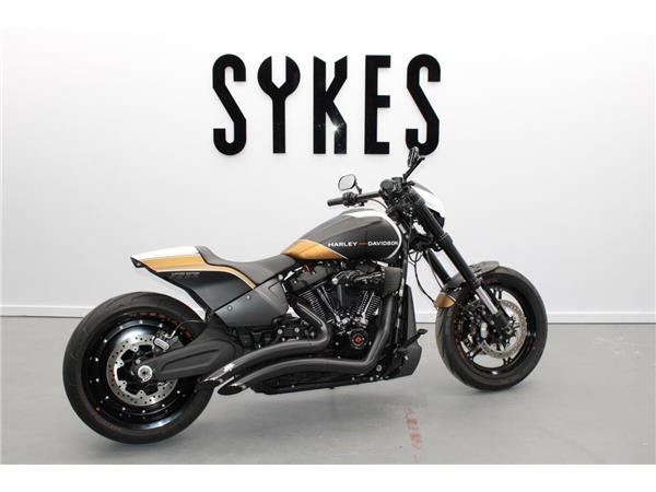 2019 Harley-Davidson FXDR 114