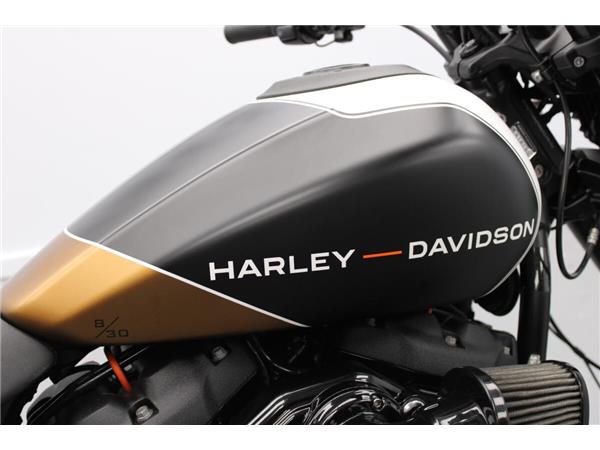 2019 Harley-Davidson FXDR 114