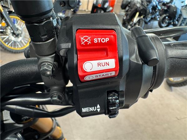 2023 YAMAHA MT-09 SP