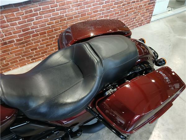 2020 HARLEY-DAVIDSON ROAD KING