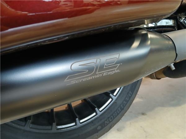 2020 HARLEY-DAVIDSON ROAD KING