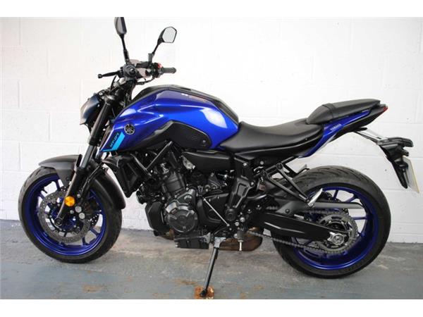 2024 Yamaha MT-07 BLUE