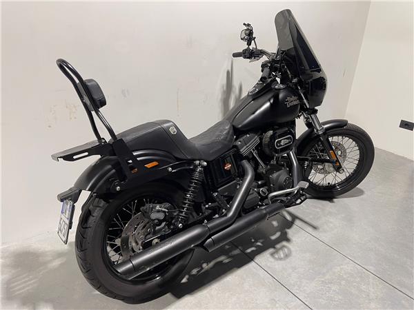 Harley-Davidson Dyna Street Bob