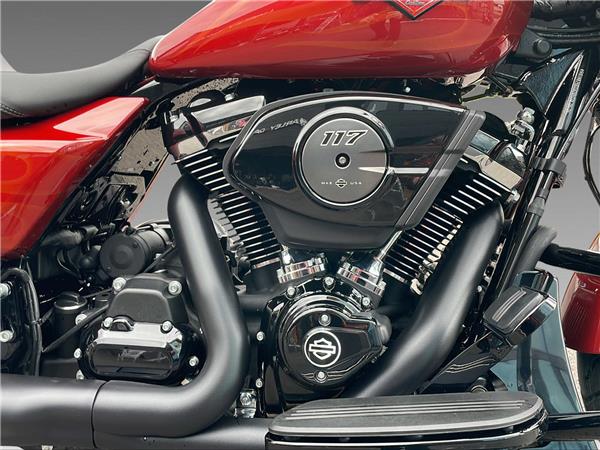 2026 harley-davidson FLHX Street Glide Black Finish 117