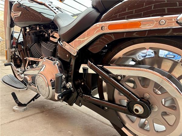 2023 HARLEY-DAVIDSON SOFTAIL FLFBS FAT BOY 114