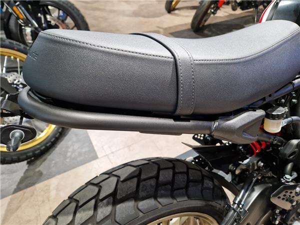 2021 YAMAHA XSR700 XTRIBUTE