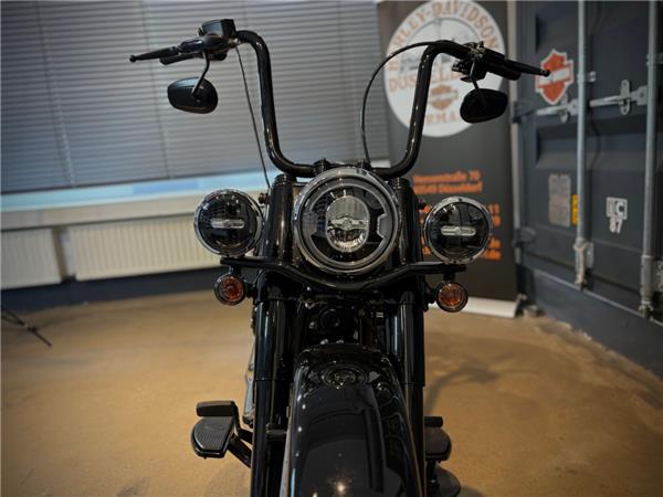 FLHCS Heritage Classic 114 