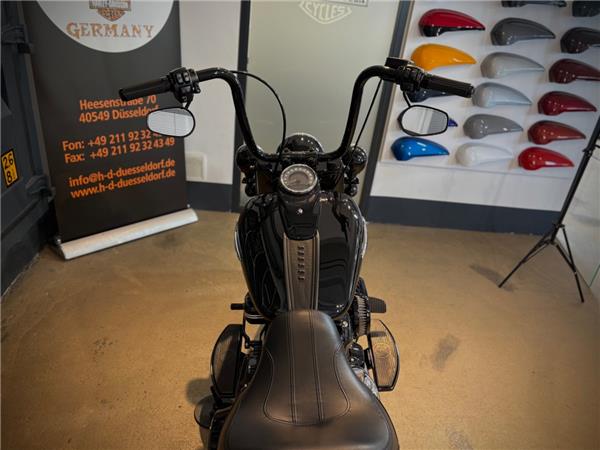 FLHCS Heritage Classic 114 