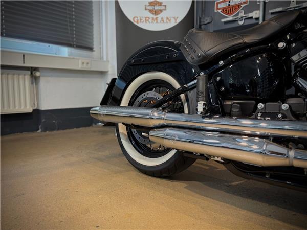 FLHCS Heritage Classic 114 