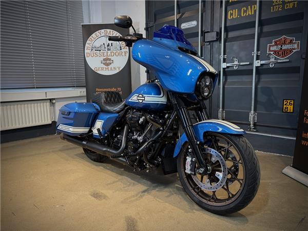 FLHXST Street Glide ST 117 