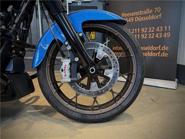 FLHXST Street Glide ST 117 