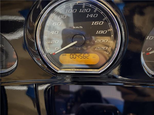 FLHXST Street Glide ST 117 