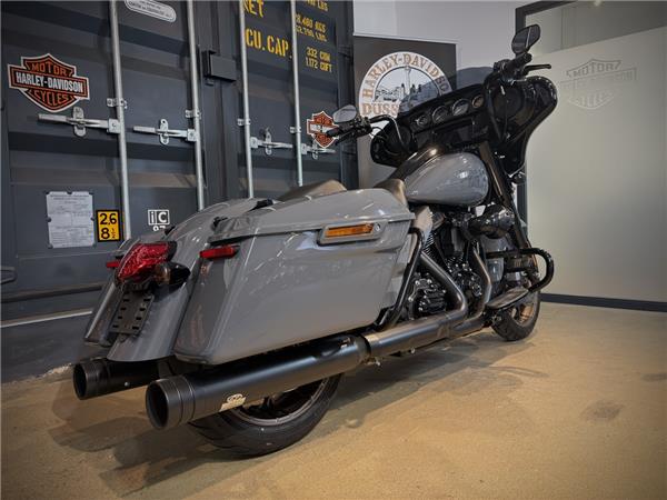 FLHXST Street Glide ST 
