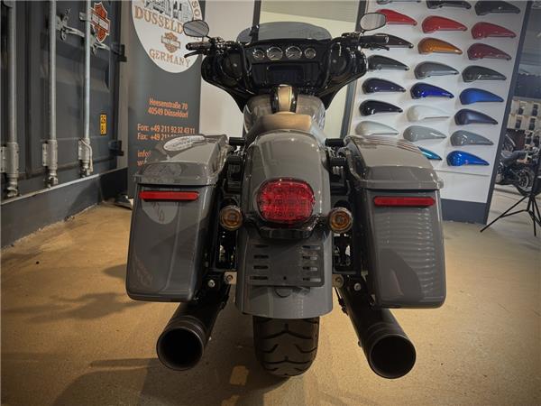 FLHXST Street Glide ST 
