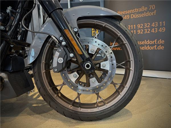 FLHXST Street Glide ST 