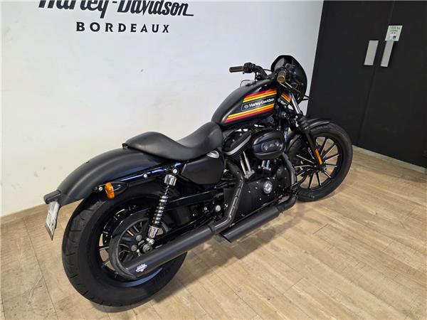 2011 HARLEY-DAVIDSON IRON