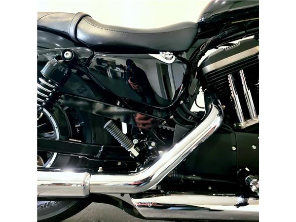 HARLEY-DAVIDSON XL 883 N