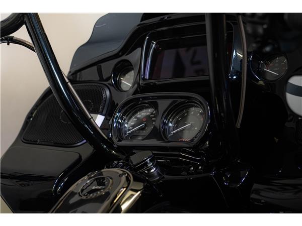 2022 harley-davidson FLTRXSE Road Glide Special 117 CVO