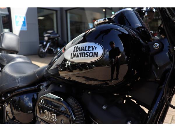 2023 HARLEY-DAVIDSON SOFTAIL FLHCS HERITAGE CLASSIC 114