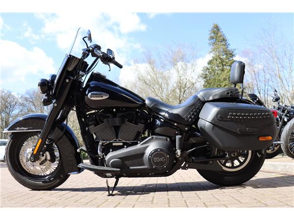 2023 HARLEY-DAVIDSON SOFTAIL FLHCS HERITAGE CLASSIC 114